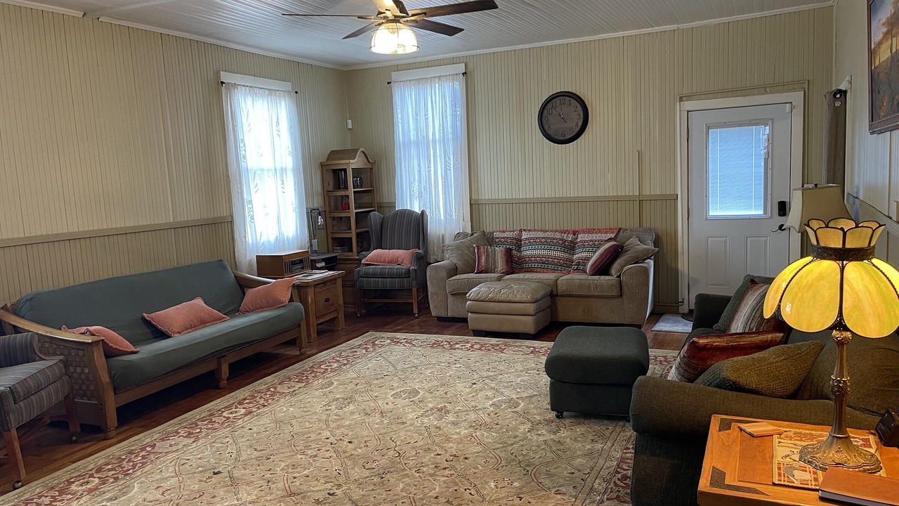 Photo of Livingroom in Dragoon
