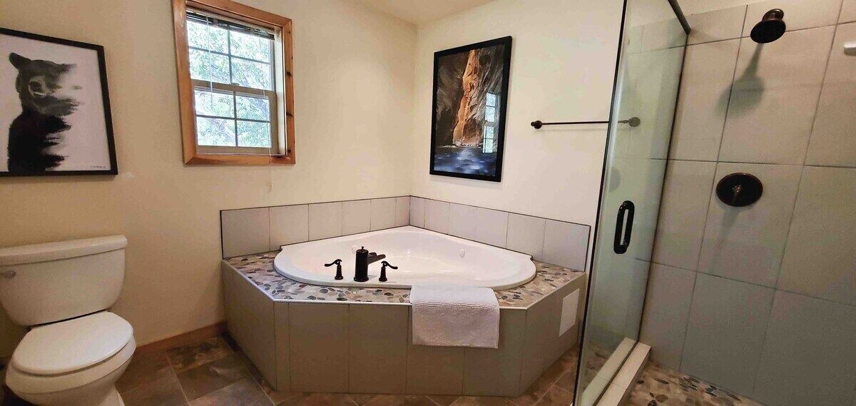 Photo of Bathroom in Glendale