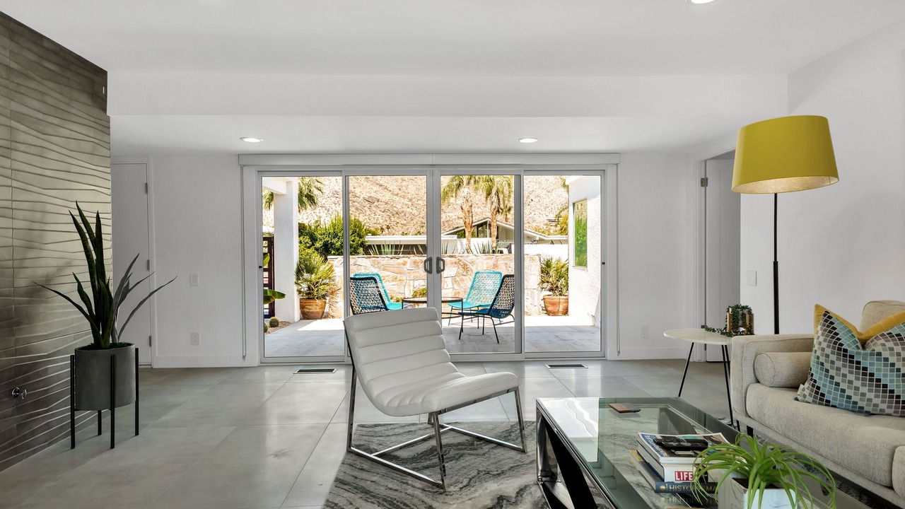 Photo of Livingroom in Indian Canyon