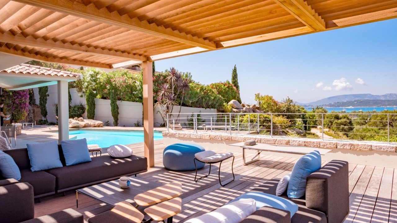 Photo of Patio Balcony in Cirendinu