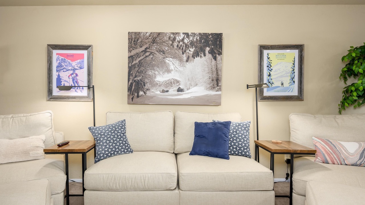 Photo of Bedroom in Paradise Valley Village