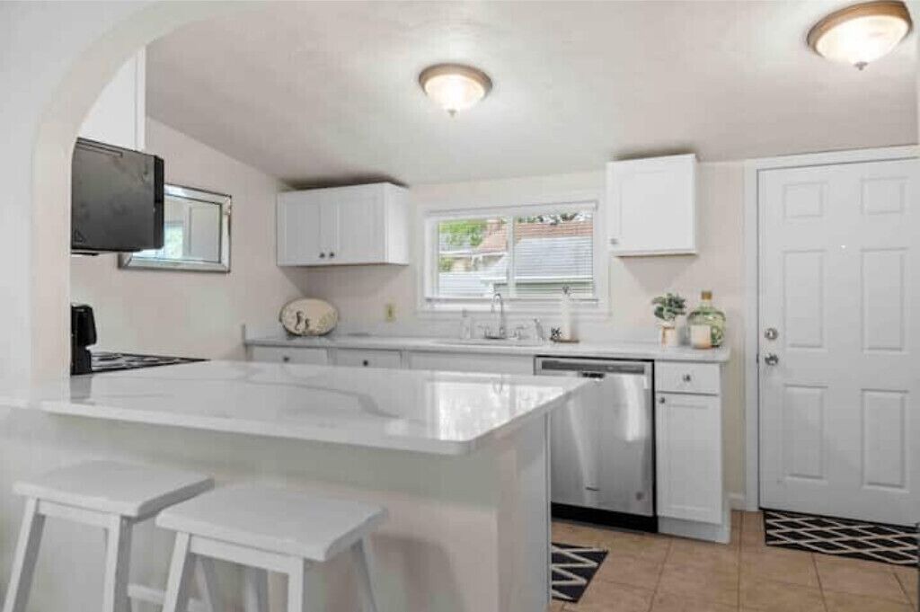 Photo of Kitchen in Bayview