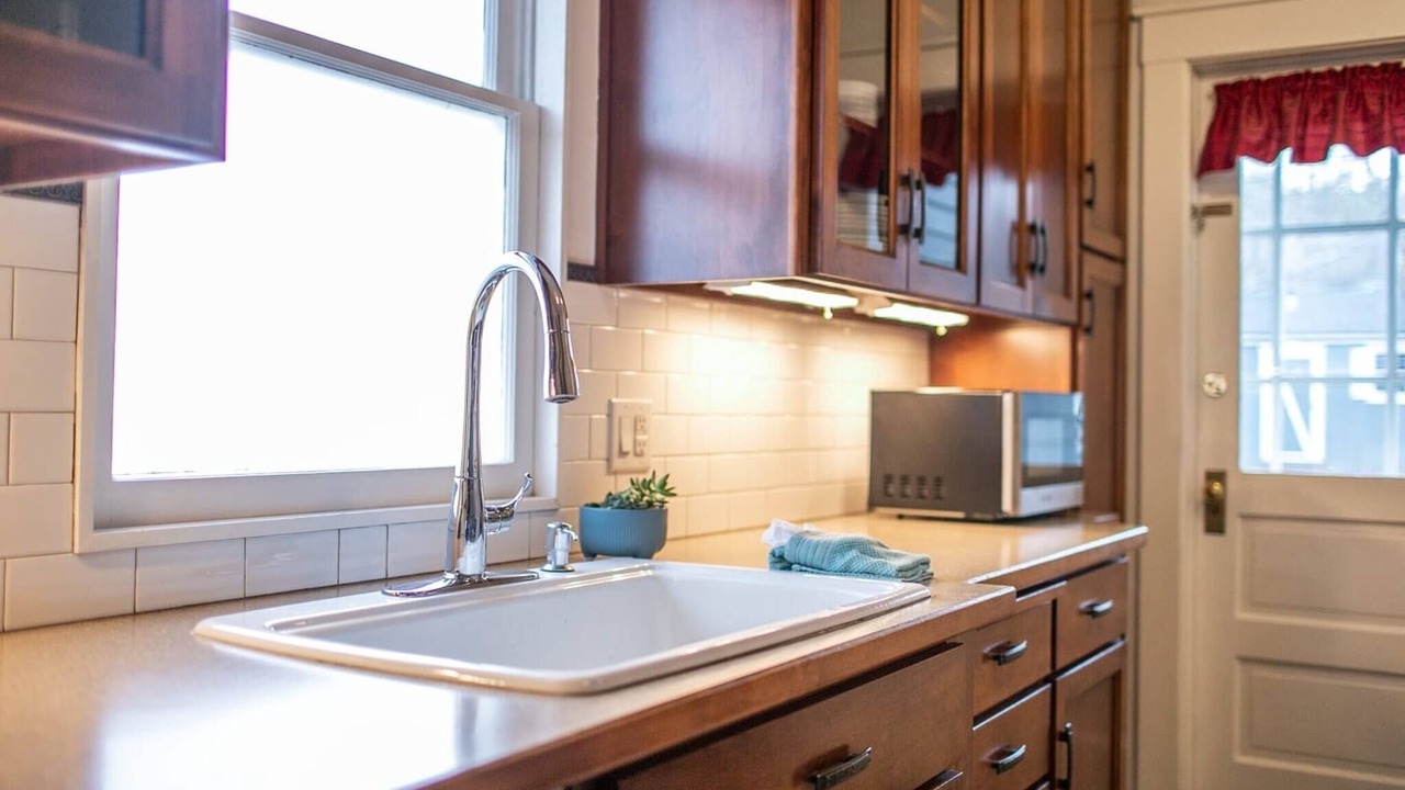 Photo of Kitchen in South Perry District