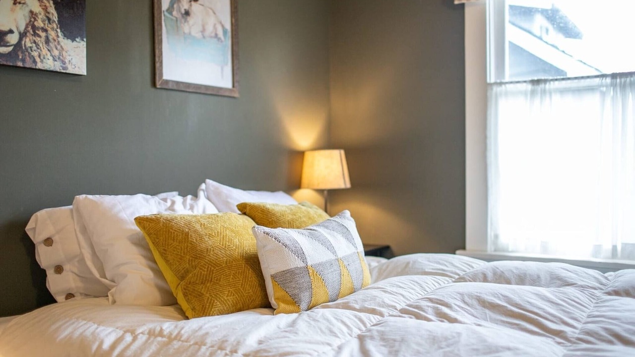 Photo of Bedroom in South Perry District