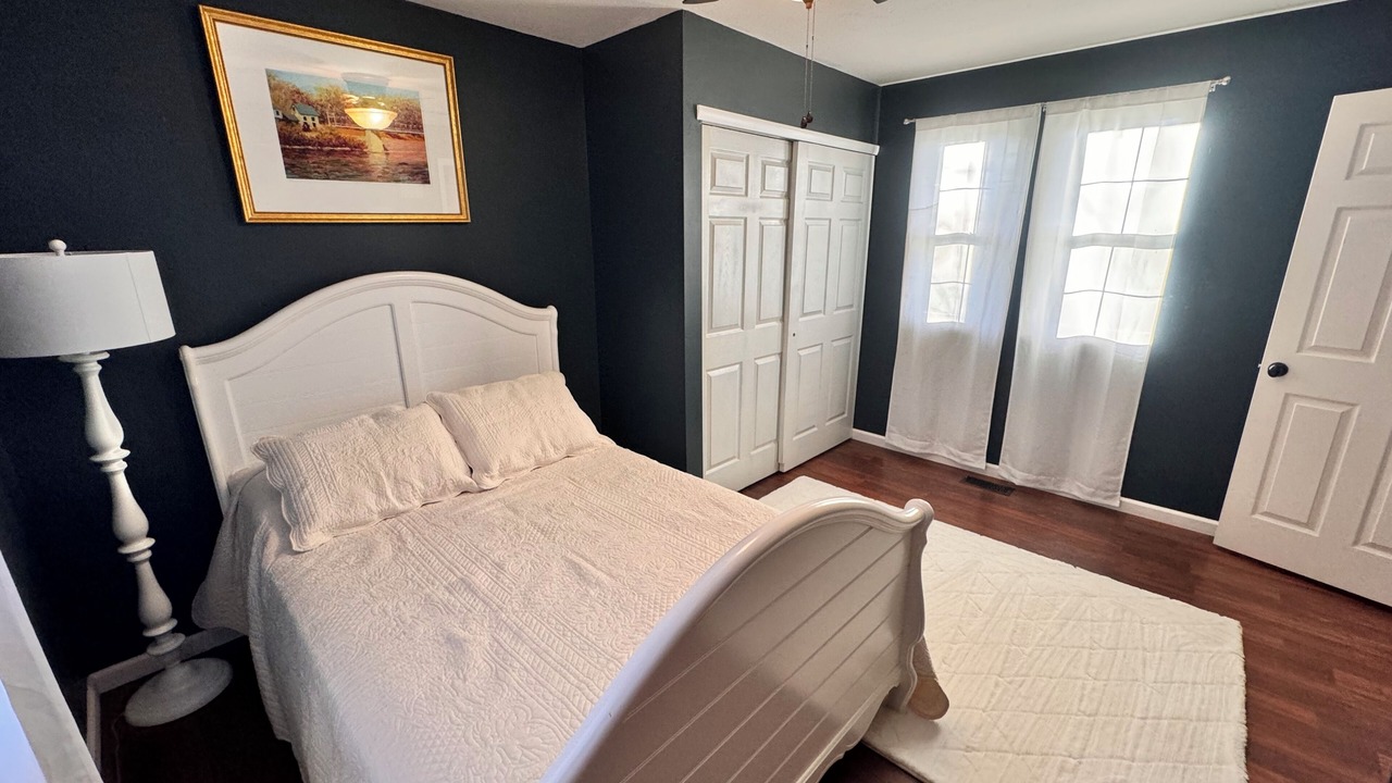 Photo of Bedroom in Howard