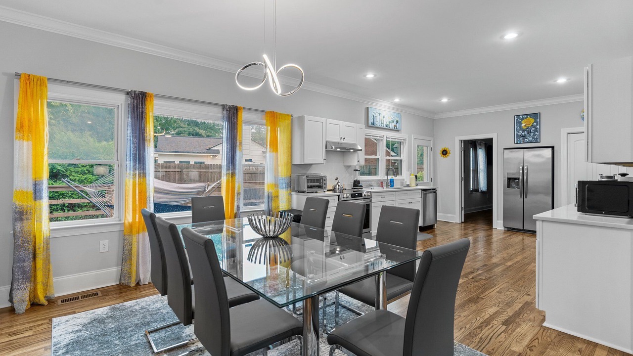 Photo of Bedroom in Forest Hills