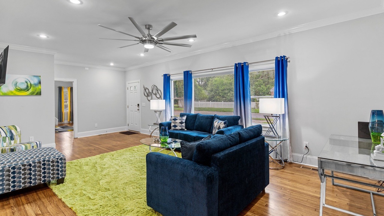 Photo of Bedroom in Forest Hills