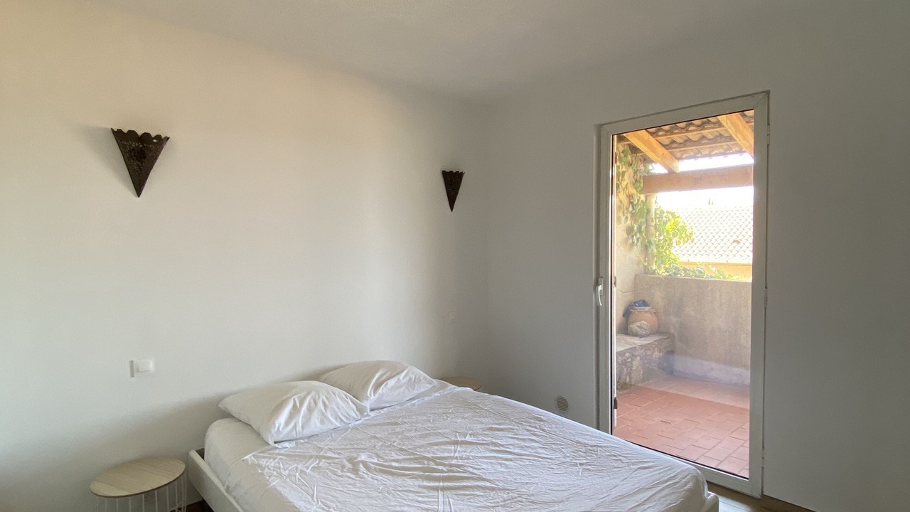 Photo of Bedroom in Lama