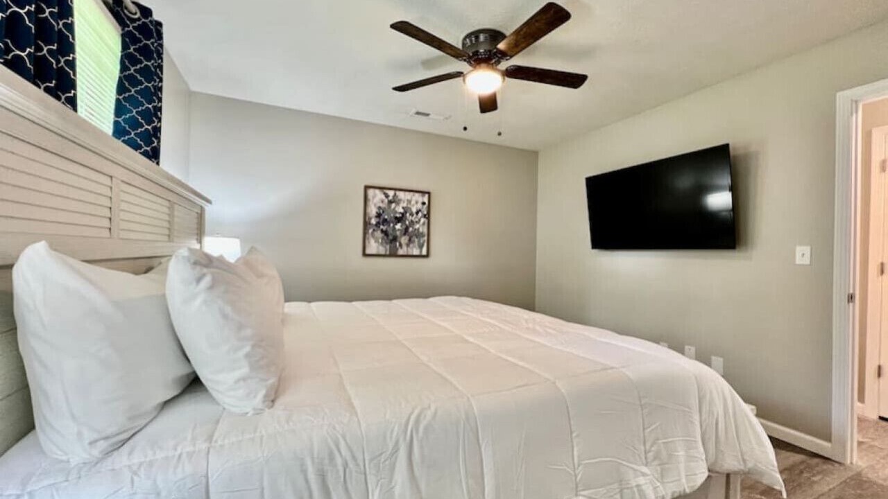 Photo of Bedroom in Lindenwald