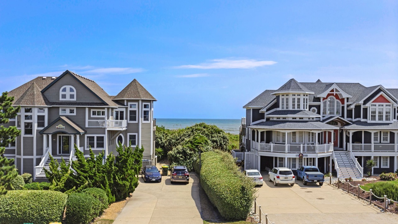 Photo of Others in Whalehead Beach