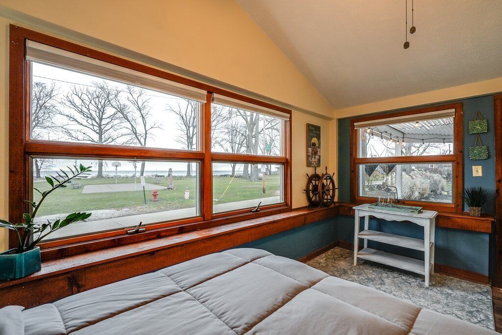 Photo of Outdoor in Huron