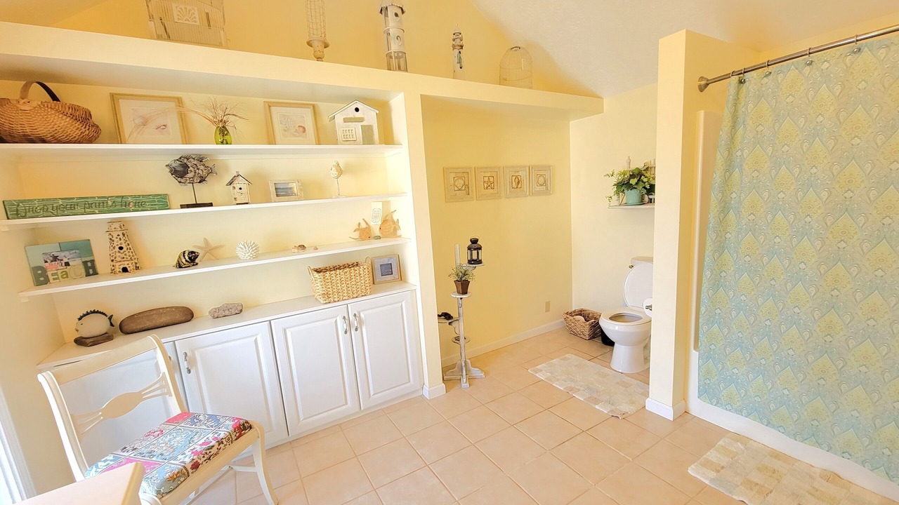 Photo of Bathroom in Huron