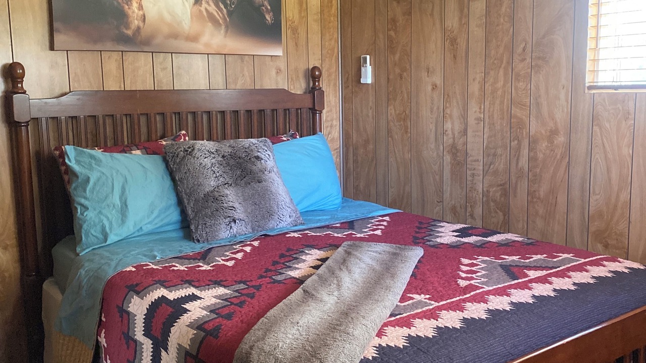 Photo of Bedroom in Minidoka County