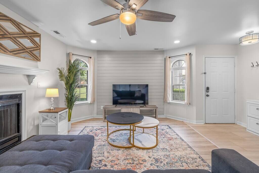 Photo of Livingroom in Fentress
