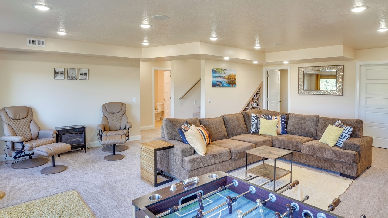 Photo of Livingroom in Mammoth Creek