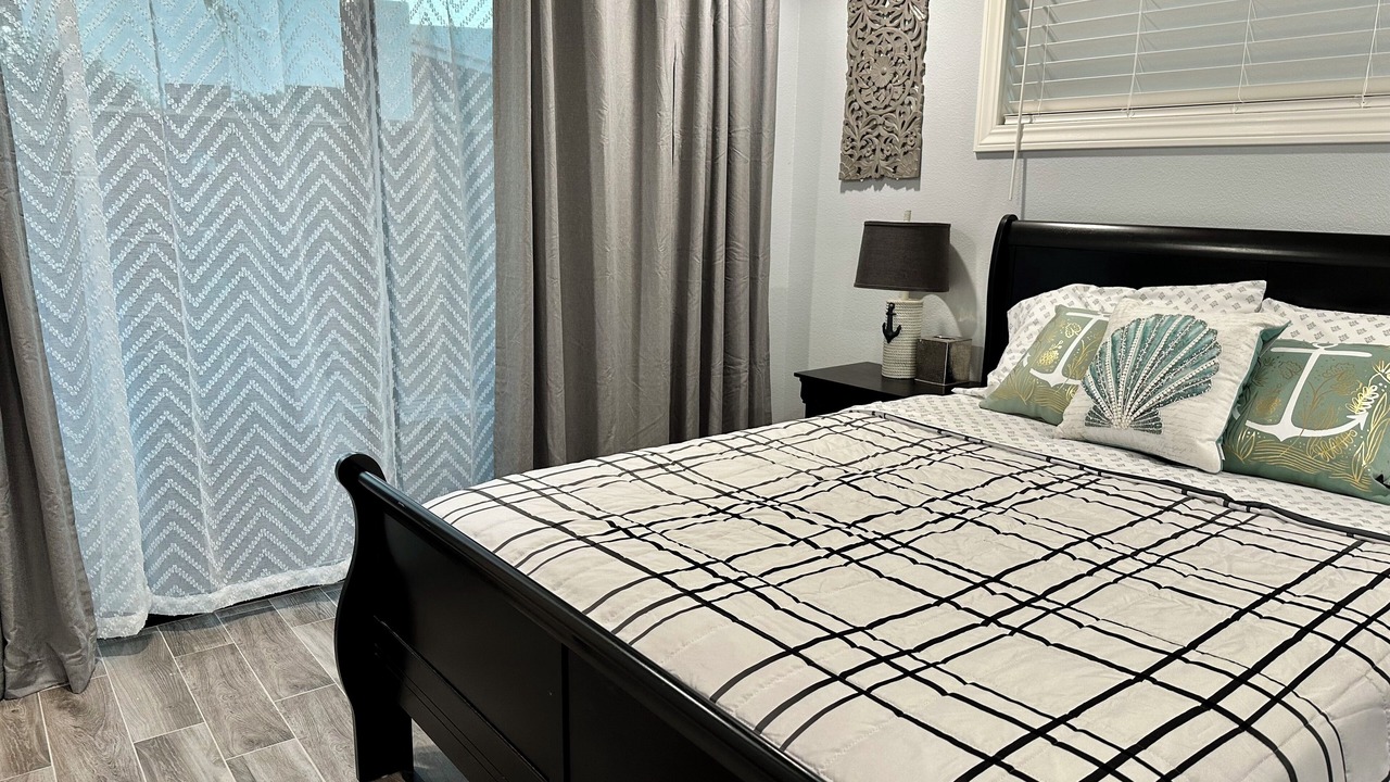 Photo of Bedroom in Monterey