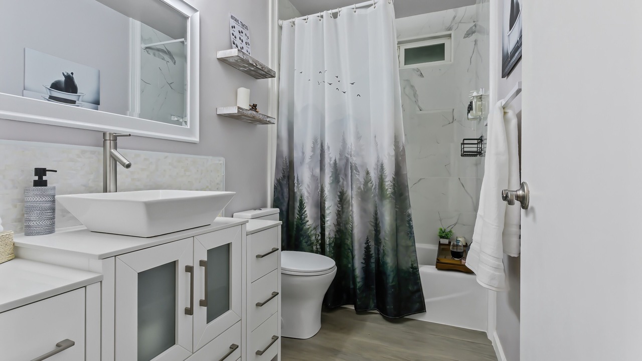Photo of Bathroom in North Fork