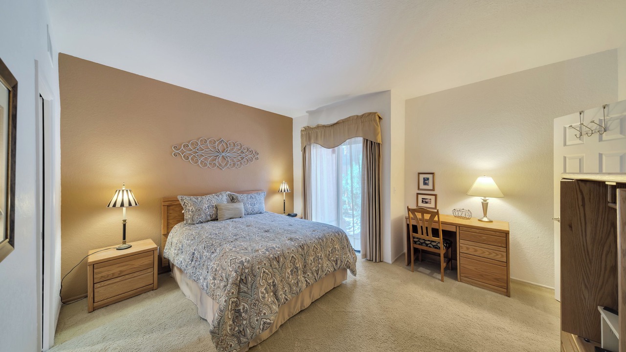 Photo of Bedroom in Encanto Canyon