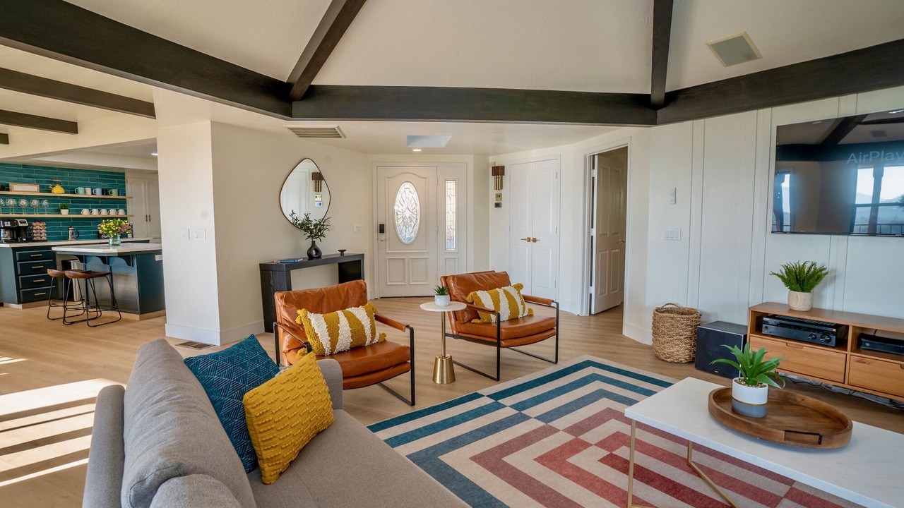 Photo of Livingroom in Three Rivers