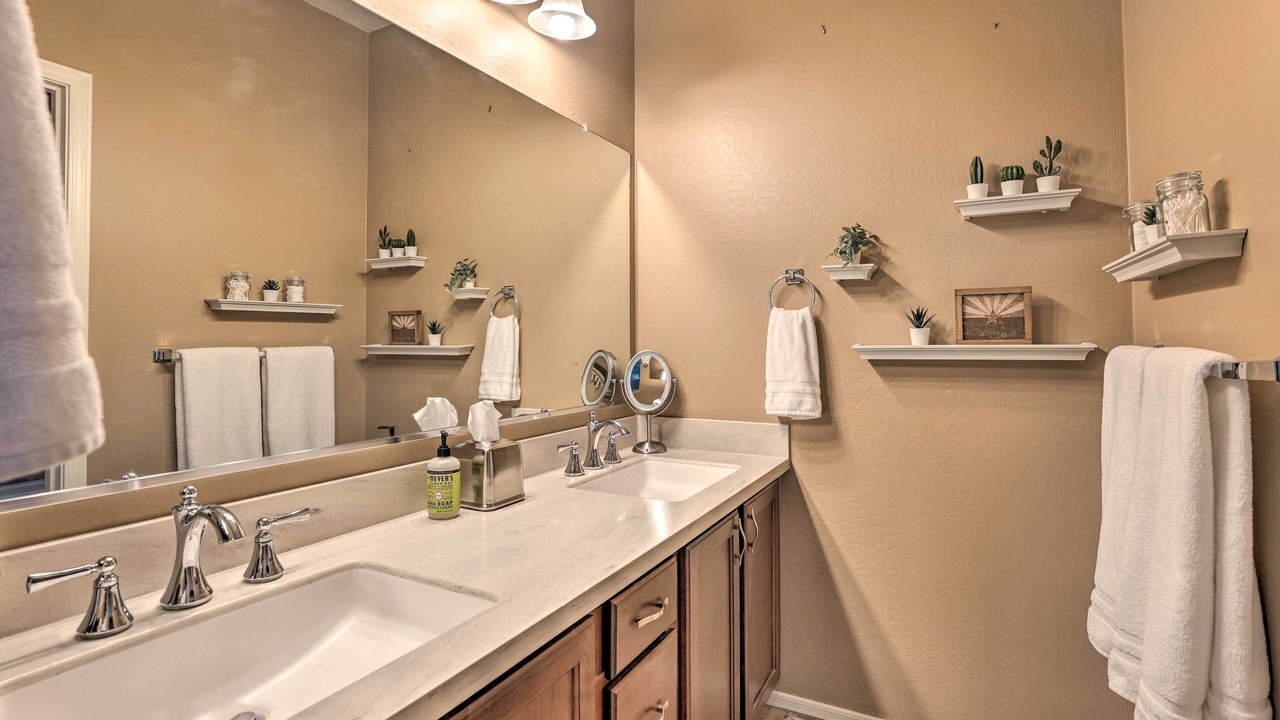Photo of Bathroom in Entrada Del Oro