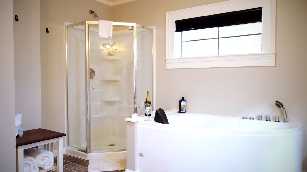 Photo of Bathroom in Snowflake