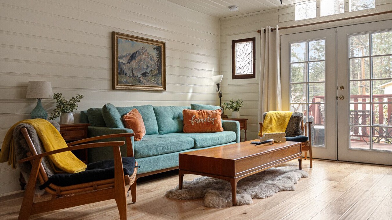 Photo of Bedroom in Wrightwood