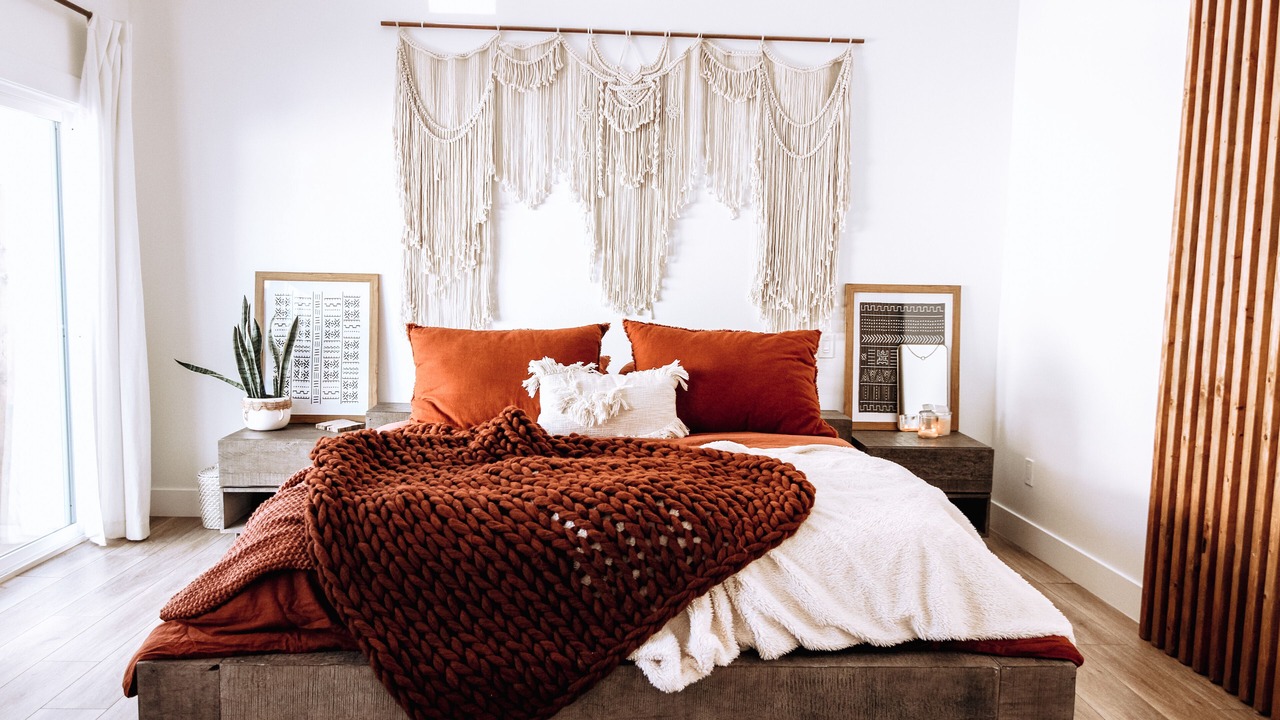 Photo of Bedroom in Paradise Valley Village