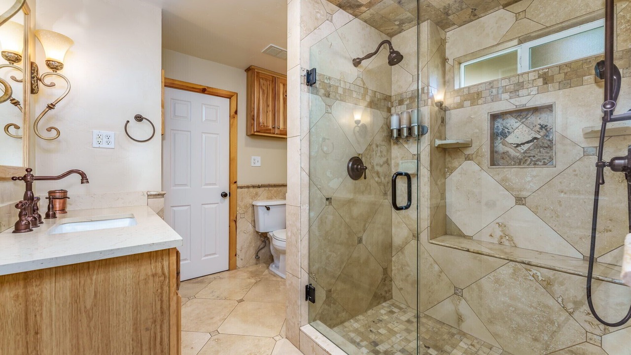 Photo of Bathroom in Ahwahnee