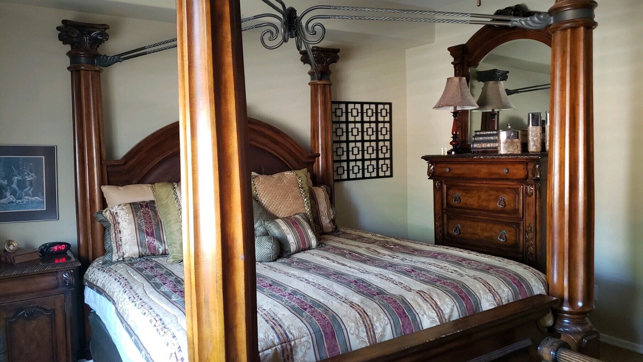 Photo of Bedroom in South Mountain