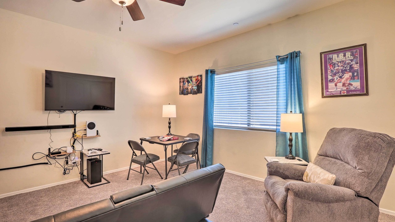 Photo of Livingroom in Continental Reserve