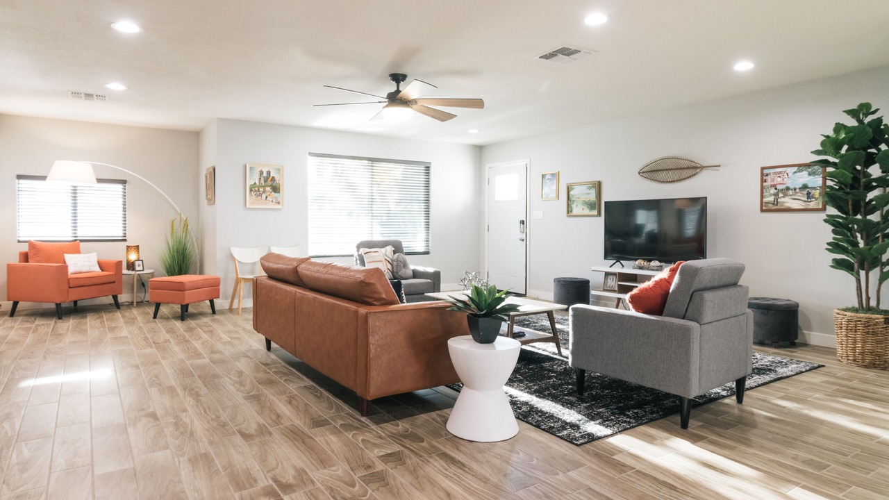 Photo of Livingroom in Tempe