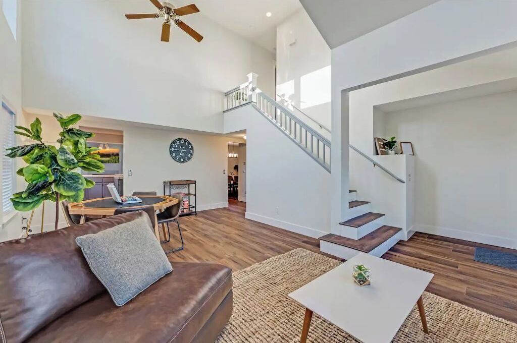 Photo of Bedroom in Geyserville