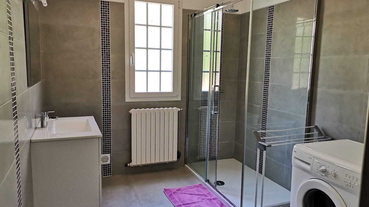 Photo of Bathroom in Bastia