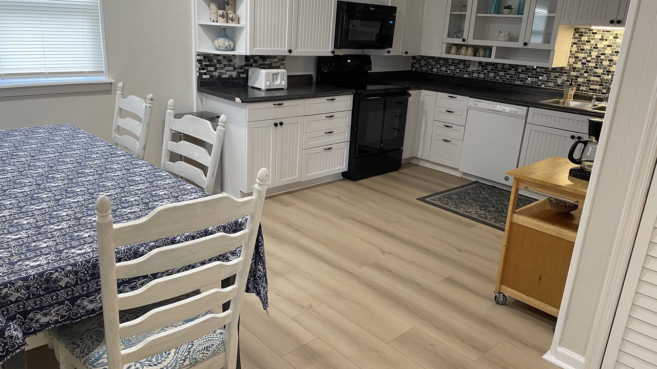 Photo of Kitchen in Chic's Beach