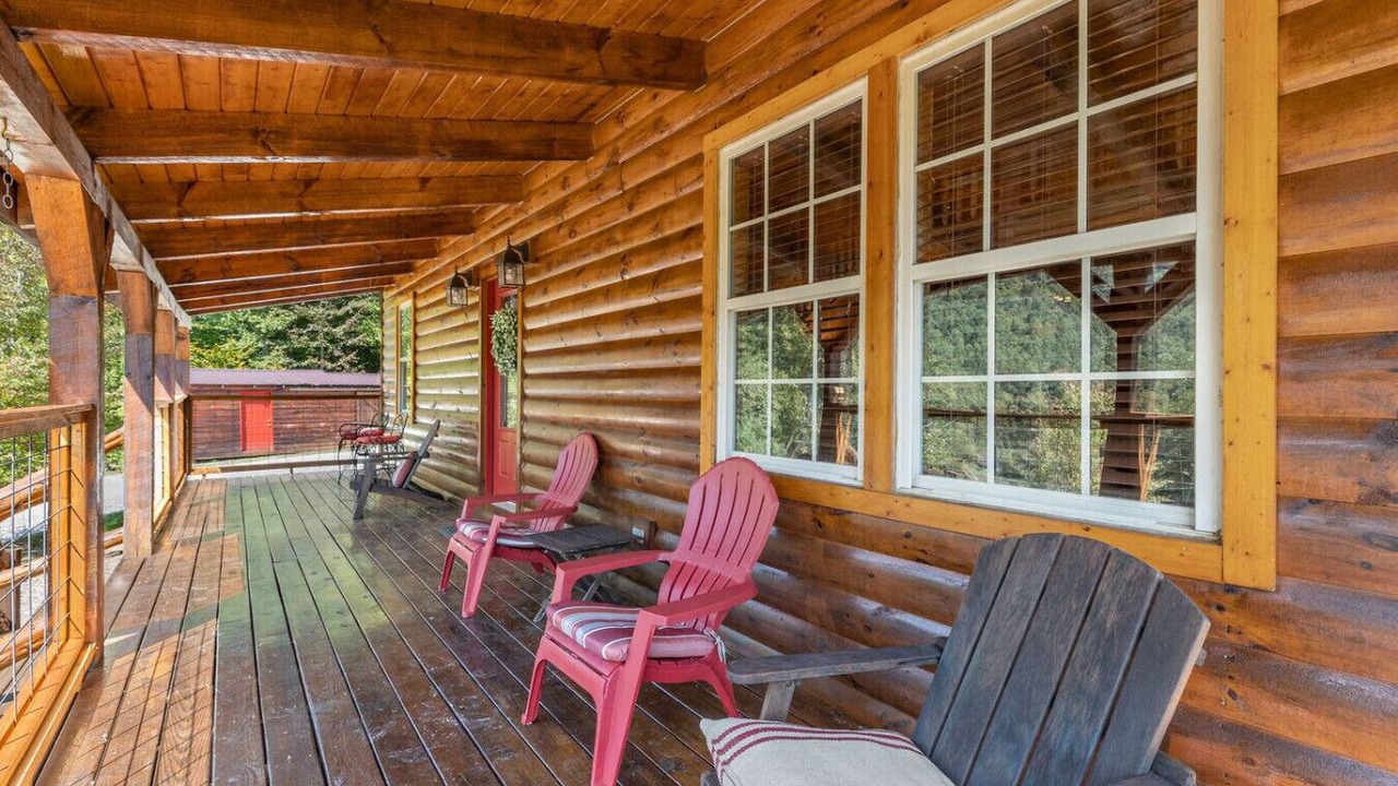 Photo of Patio Balcony in Means