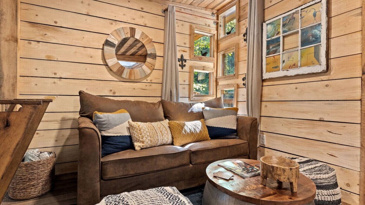 Photo of Livingroom in Rogers