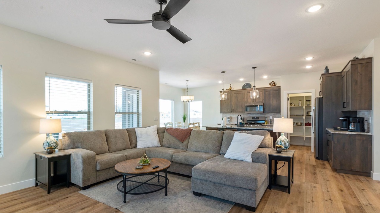 Photo of Livingroom in Cedar City