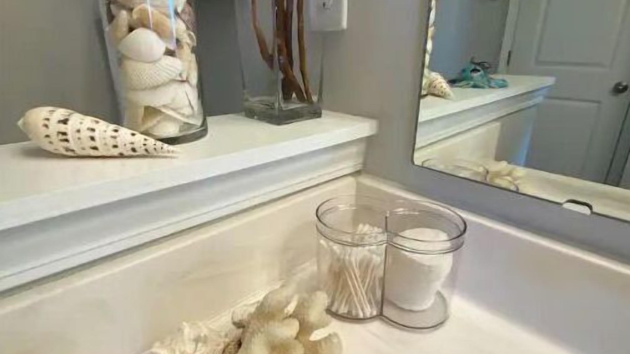 Photo of Bathroom in Murraysville