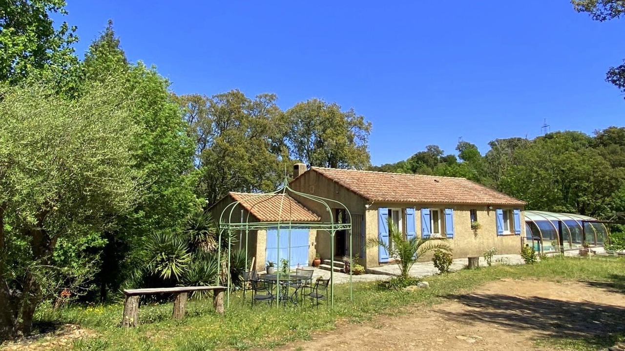 Photo of Outdoor in Talasani