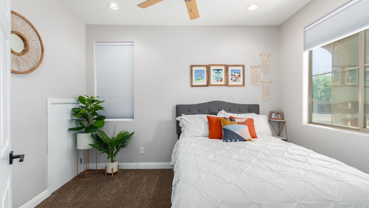 Photo of Bedroom in Cooley Station