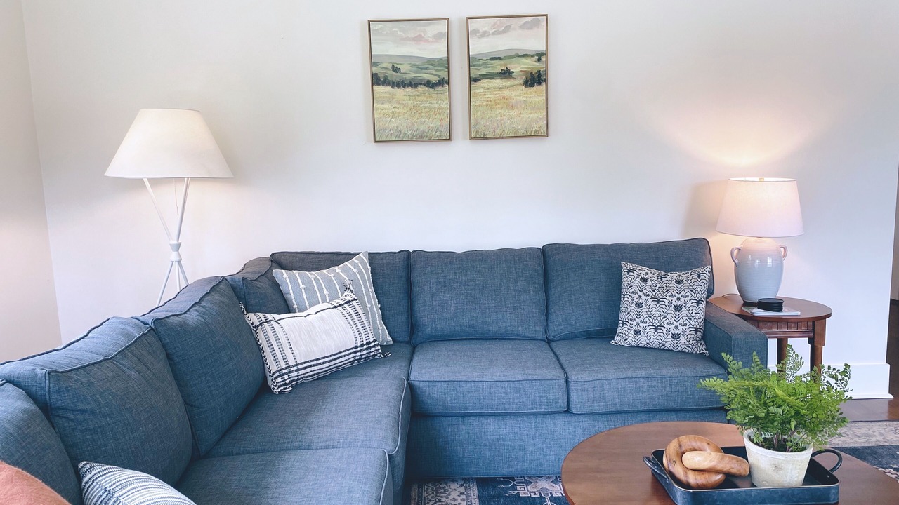 Photo of Livingroom in Colbert