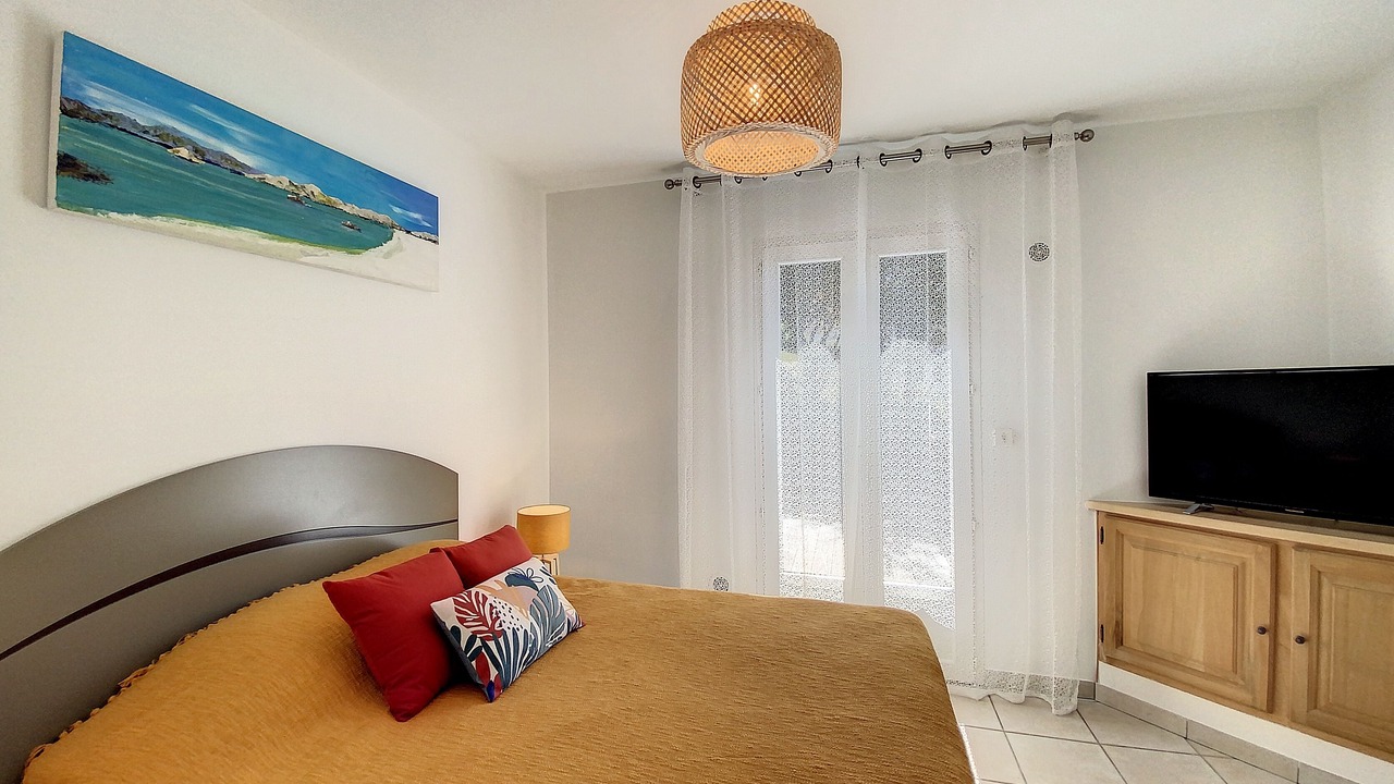 Photo of Bedroom in Porticcio