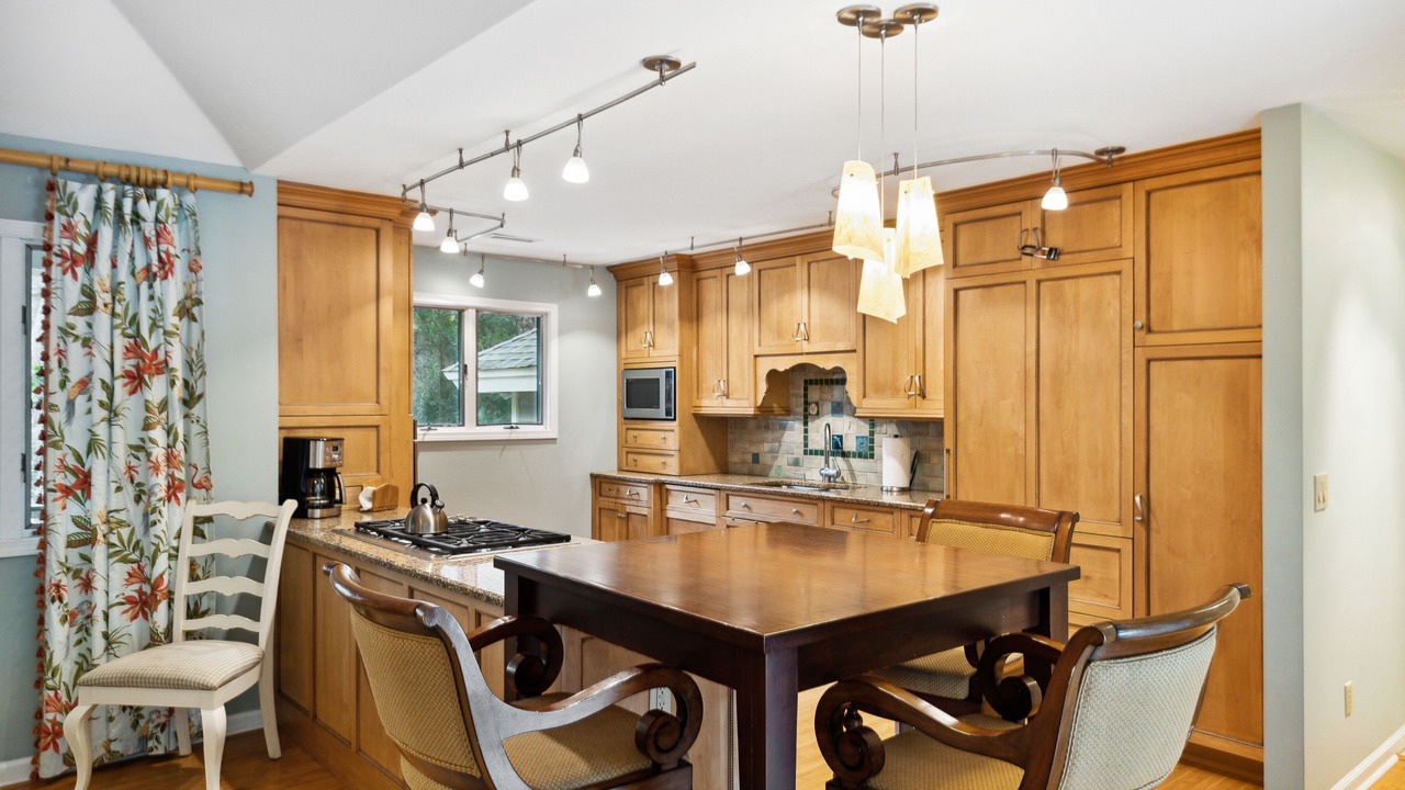 Photo of Kitchen in Vanderhorst Plantation