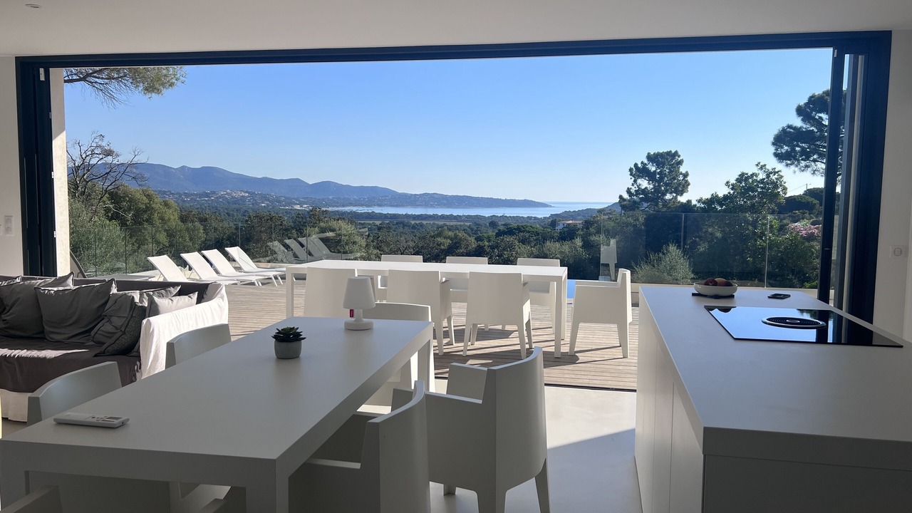 Photo of Outdoor in Cirendinu