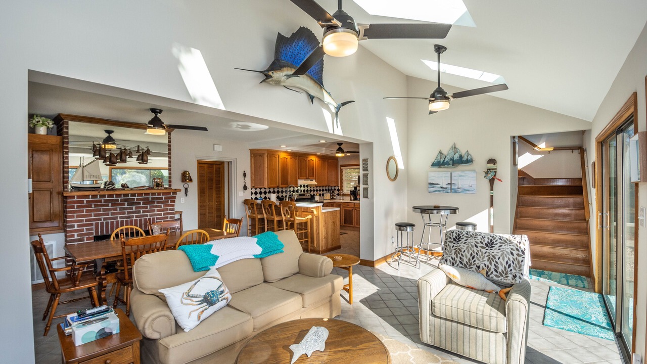 Photo of Livingroom in Reedville