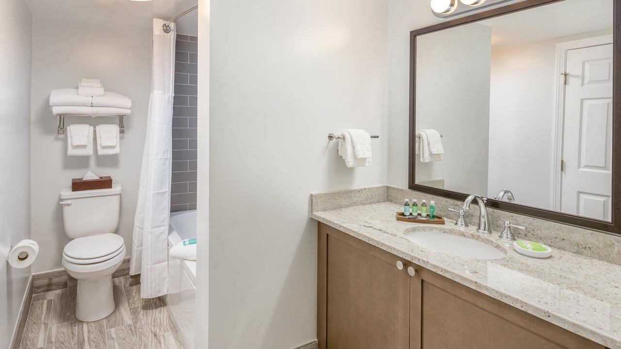 Photo of Bathroom in Yachting Village