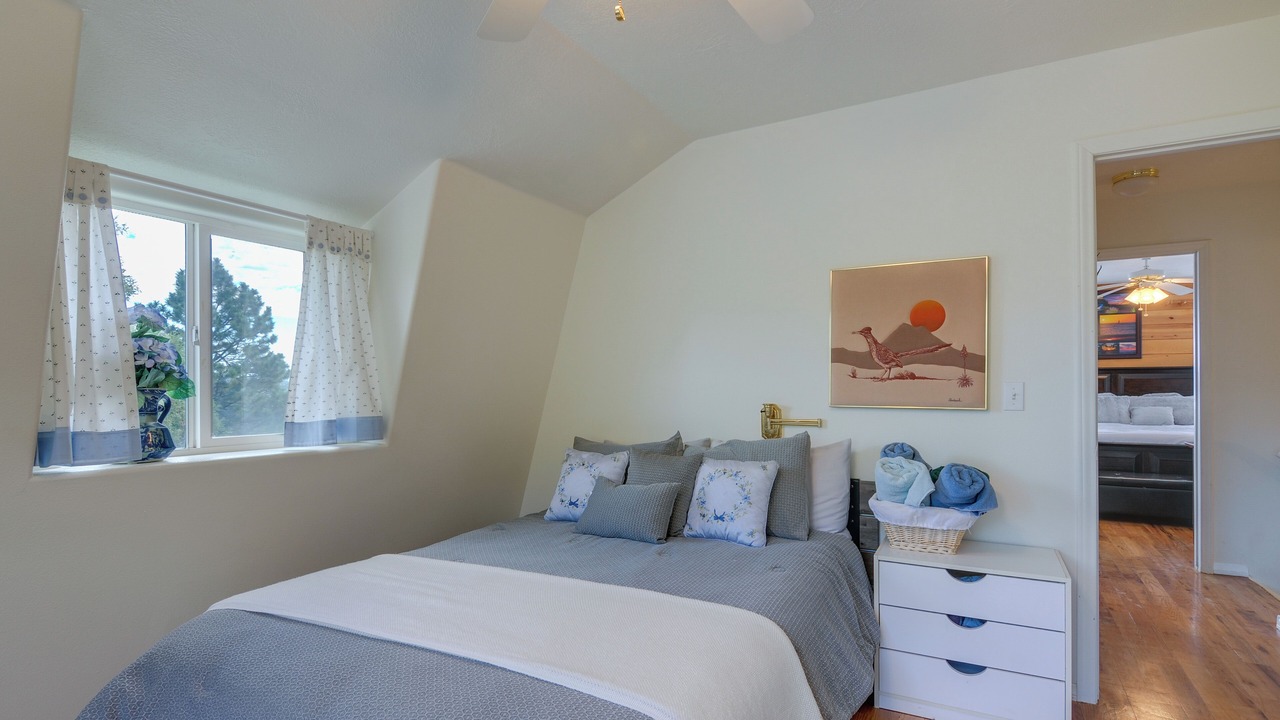 Photo of Bedroom in Long Valley Junction