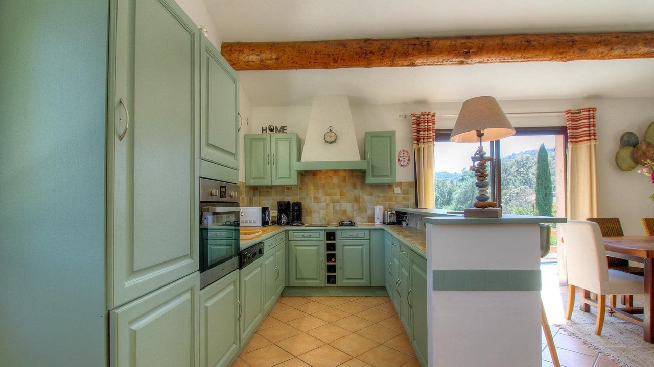 Photo of Kitchen in San-Gavino-di-Carbini