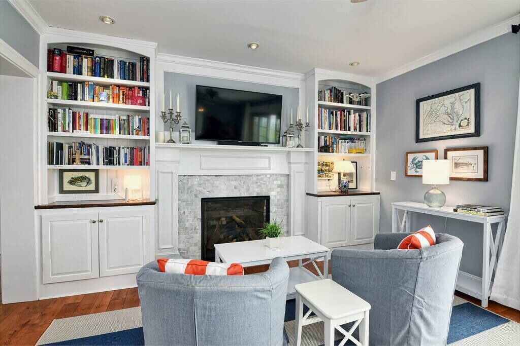 Photo of Livingroom in Tilghman