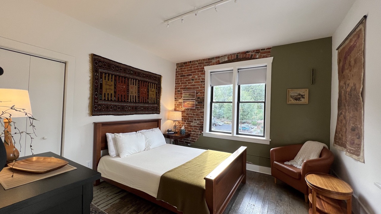Photo of Bedroom in Colfax